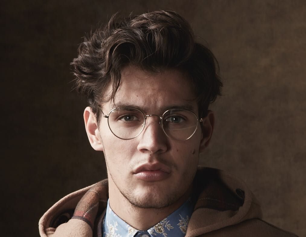 30 Refined Wavy And Curly Hairstyles For Men The Best