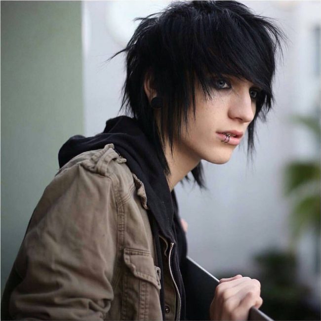 45 Cool Emo Hairstyles For Men Combination Of Flatter And