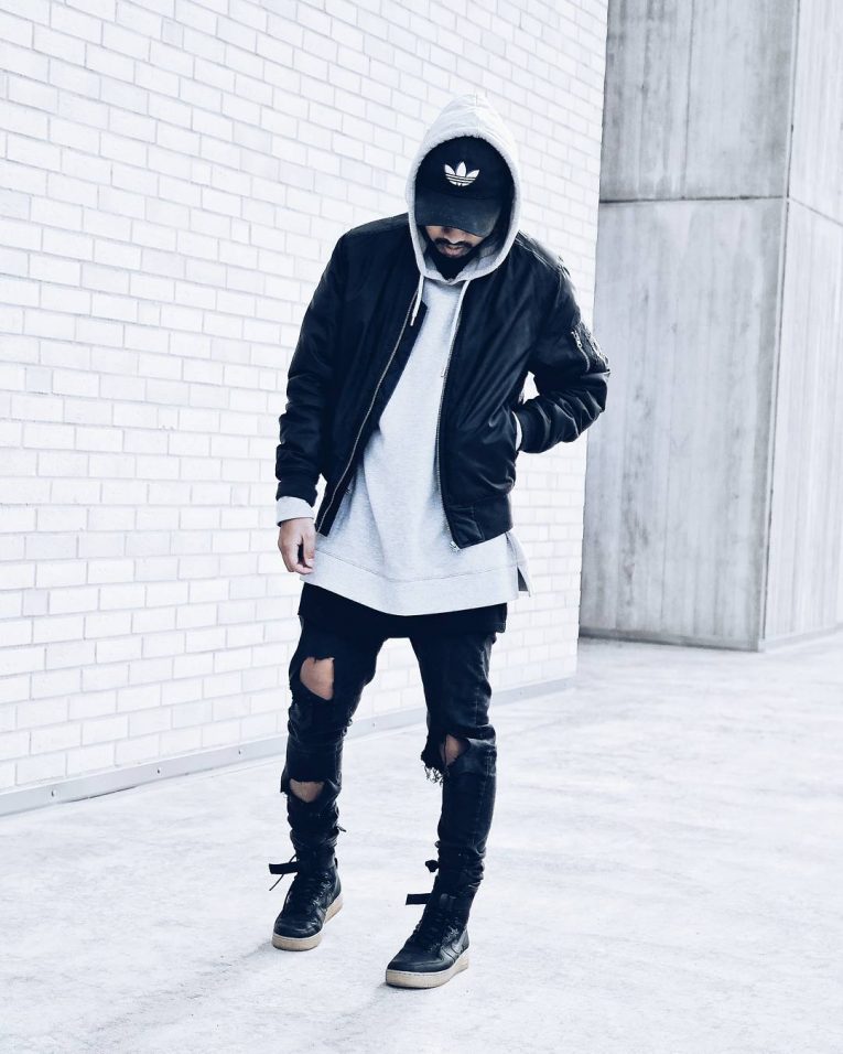 outfit with black air force 1