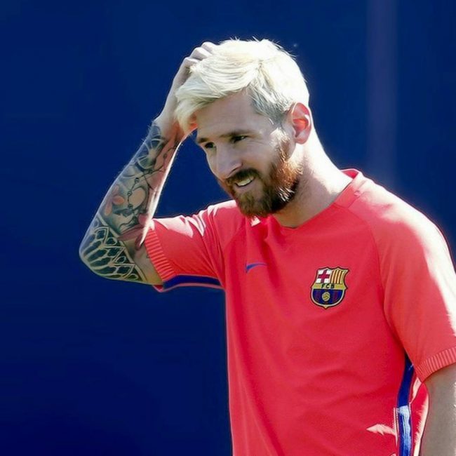 45-messi-goes-blonde