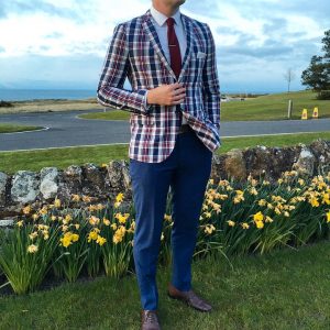 25-checkered-blazer-with-blue-trousers