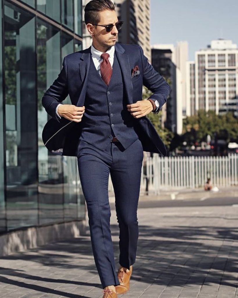 45 Head-Turning Navy Blue Suit Ideas Part - Chic Styles for a Classic Man