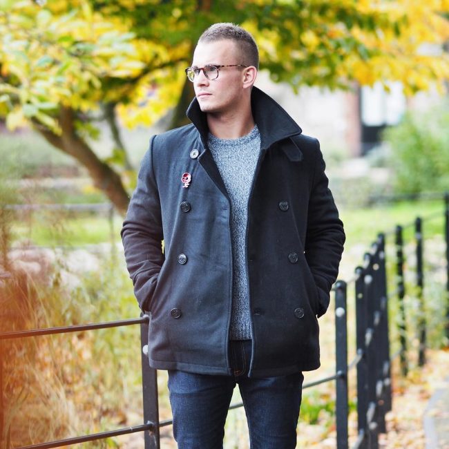 21-short-coat-with-glasses-and-gray-top