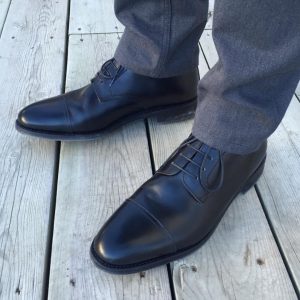 29-black-boots