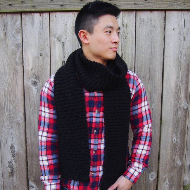 3-simple-black-knit
