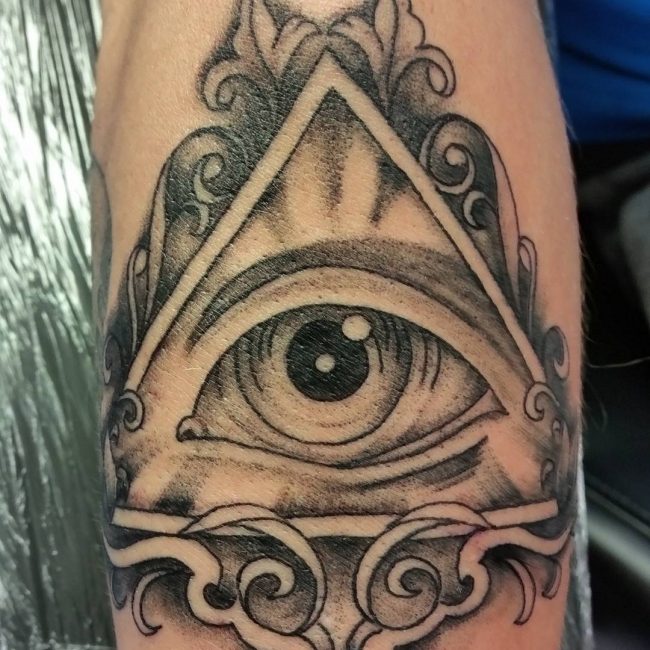 all-seeing-eye-tattoo6