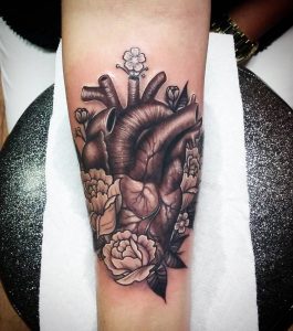 anatomical-heart-tattoo-33