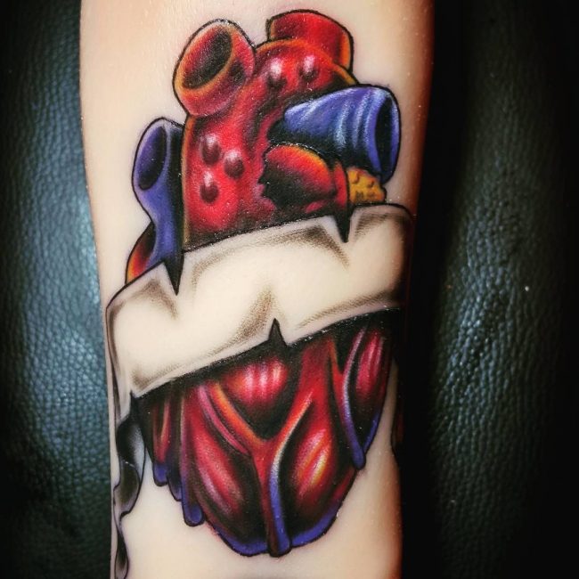 anatomical-heart-tattoo-36