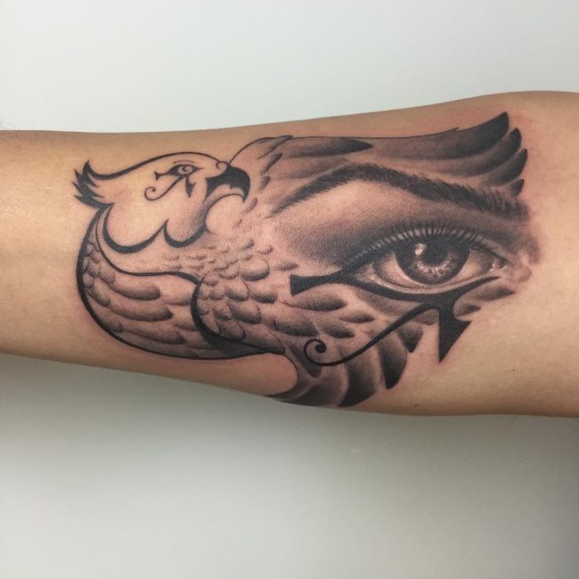 eye-of-ra-tattoo-12
