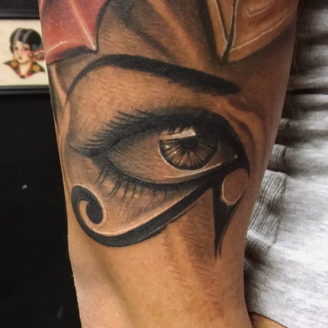 eye-of-ra-tattoo-15