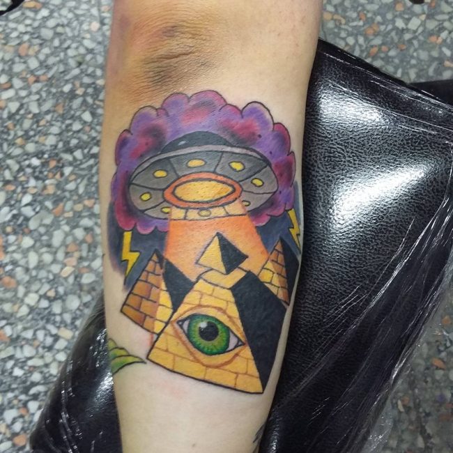 eye-of-ra-tattoo-25