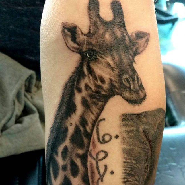 giraffe-tattoo-28