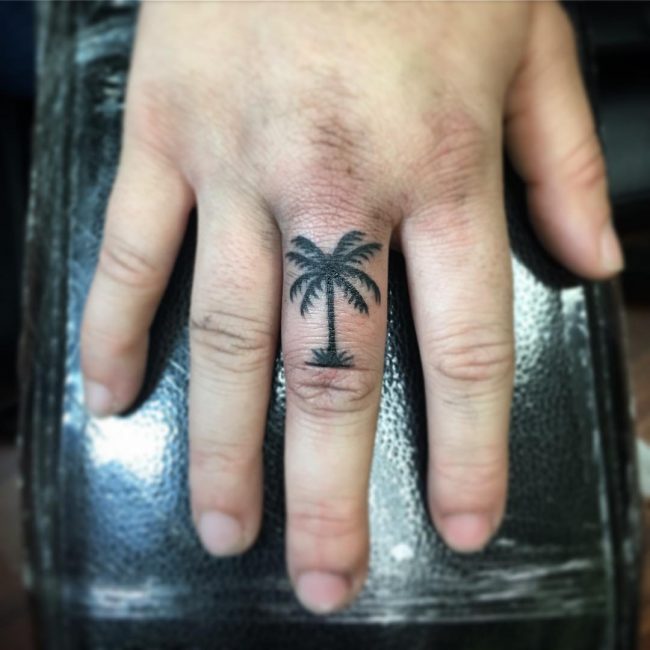 palm-tree-tattoo-16