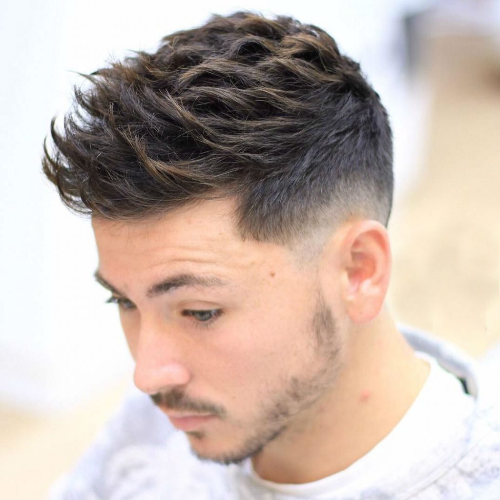 25 Attractive Chin Length Hair Styles for Men - Try New Ideas