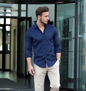14 Fitting Blue Casual Shirt & Brown Trousers
