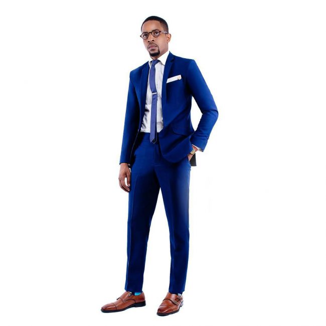 15 Strong Blue Suit & Brown Leather Shoes