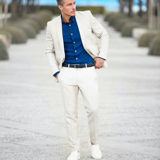 18 White Suit with Matching Canvas