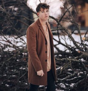 19 Brown Wool Coat with Salmon T-Shirt