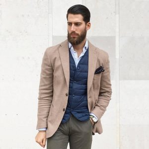 20-quilted-vest-with-khaki-pants