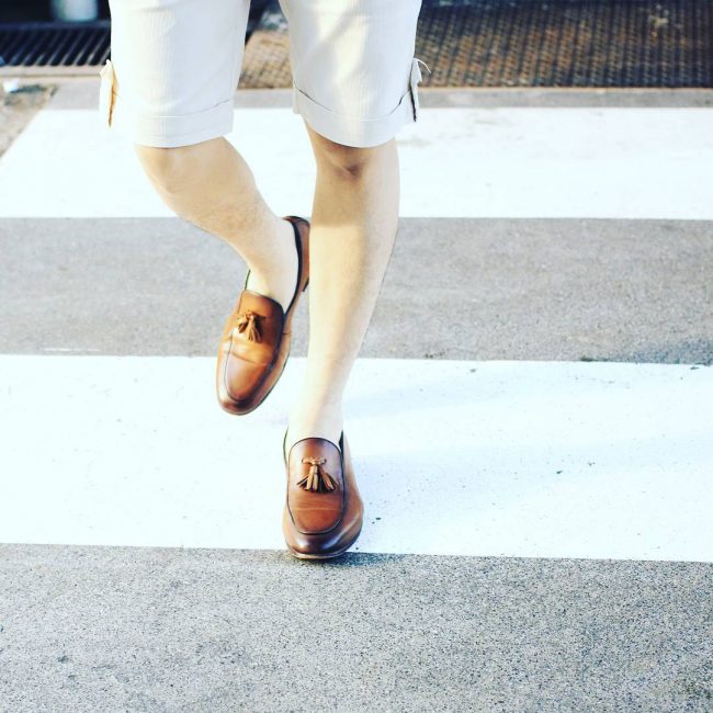 22 Dark Brown Loafers & Cream White Designer Shorts