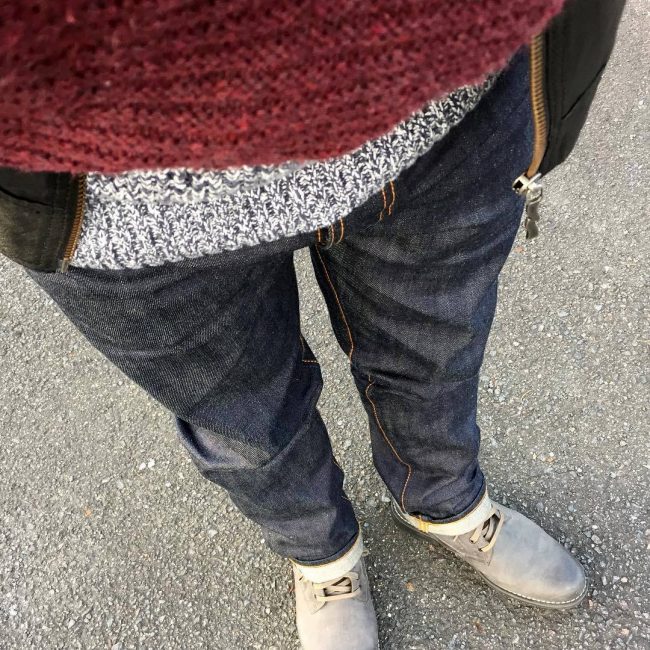 23 Dry Grey Jeans & Light Grey Boots