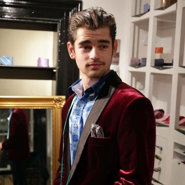 23-the-burgundy-jacket-with-multicolored-shirt