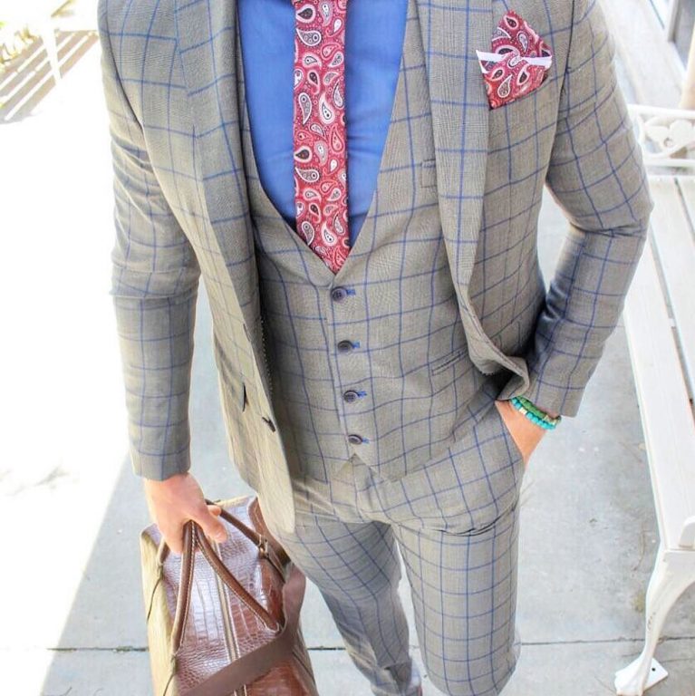 30 Amazing Blue Shirt and Red Tie Combinations - The Trendy Style