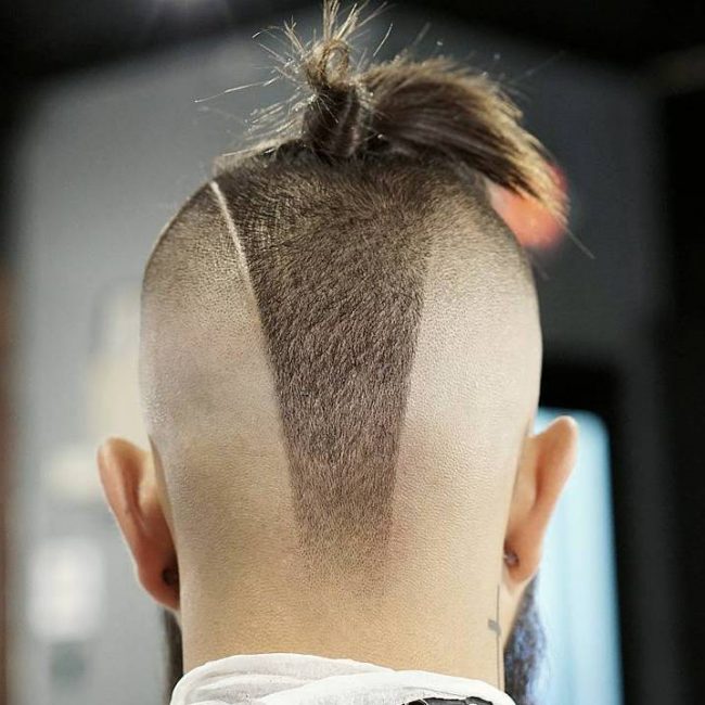 The V shape #selftaughtbarber #fyp #selfmadebarber #barber #barberlife... |  TikTok