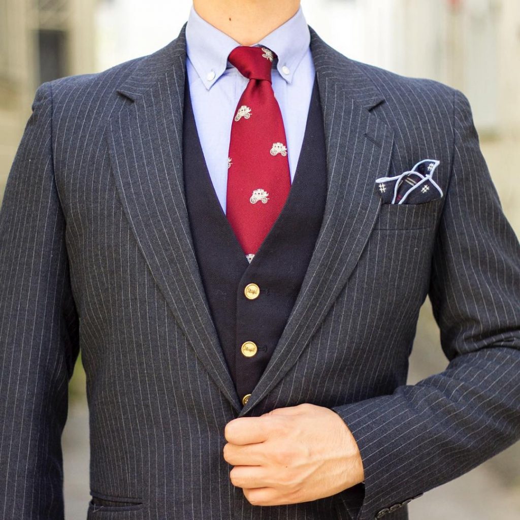 30 Amazing Blue Shirt and Red Tie Combinations - The Trendy Style