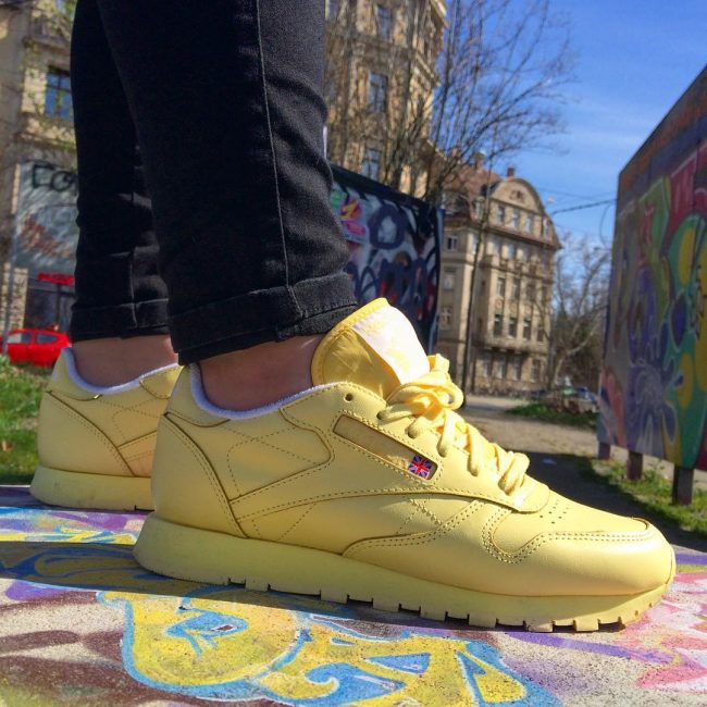 25 Ways To Style Yellow Sneakers - Brighten Your Day