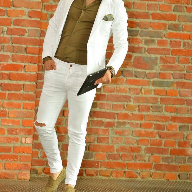 30 White Blazer with Fitting Torn White Jeans Trousers