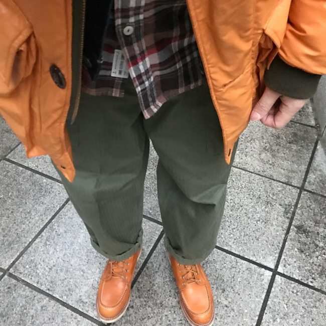 31 Brown Casual Boots and Matching Long Black Jacket