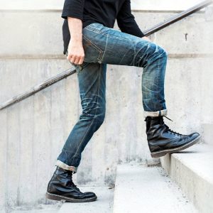 4 Selvage Pre-Washed Blue Jeans & Black Boots