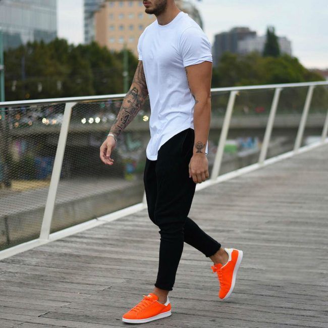 8 Long Tees with Trainers