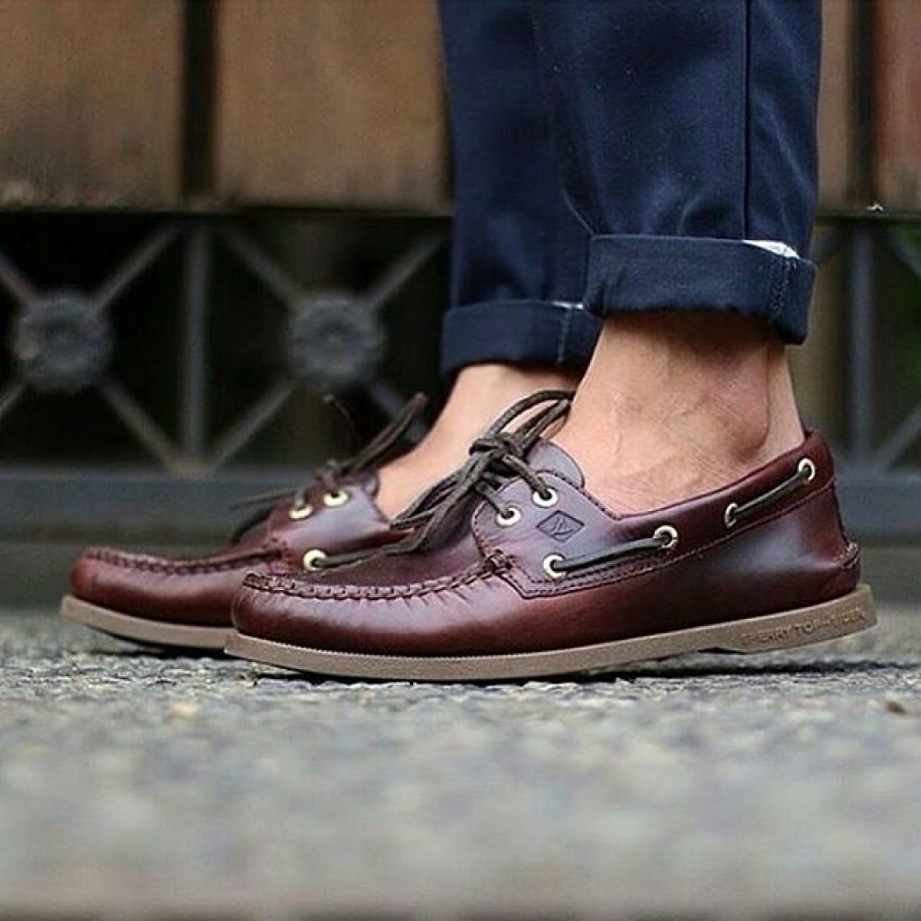 45 Great Ways To Style Sperry Shoes - Get That Stylish Look