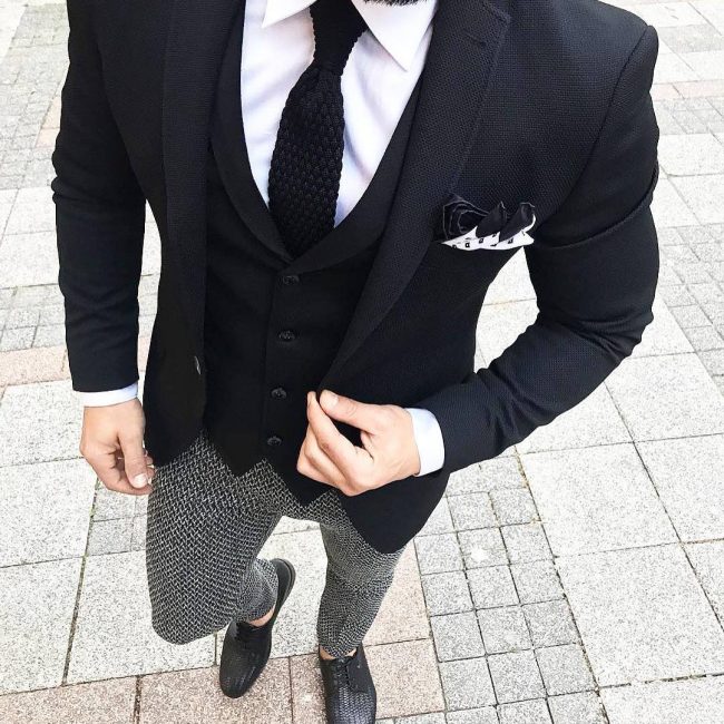 nice 25 Remarcable Ways to Style Grey Blazer  Hot Combinations for Modern  Men Check more at httpstylem  Black dress pants Charcoal blazer Long  sleeve shirts