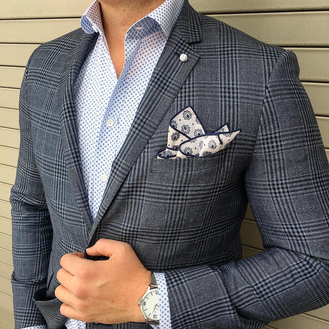 List 93+ Pictures Where To Wear A Pin On A Suit Superb
