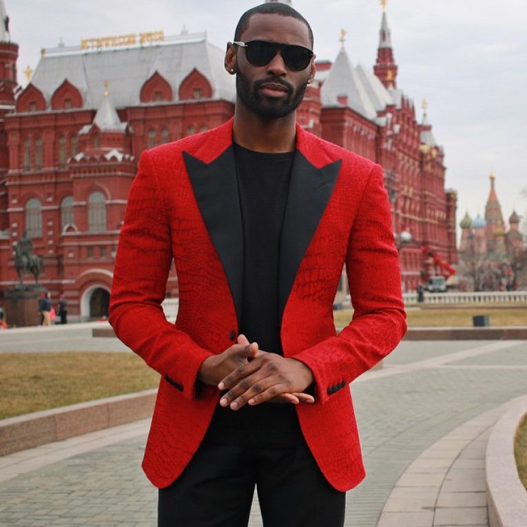 25 Marvellous Black And Red Suit Ideas - The Right Way to Stand