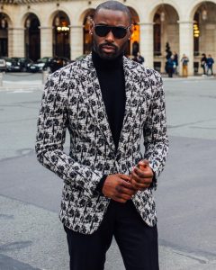 21 Elaborate Pattern Jacket and Pull Neck Combo