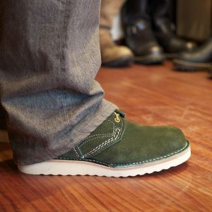 26 The Touch of Olive Leather