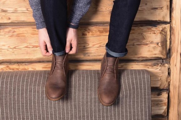 25 Alluring Ways To Style Desert Boots – Out Of the Ordinary