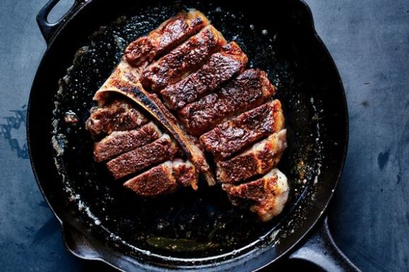 How to Cook the Perfect Steak – Simple Tips on How to Do It with Oven At Home