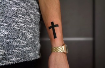 90 Meaningful Cross Tattoo Ideas For Men – A Timeless Spiritual Classic